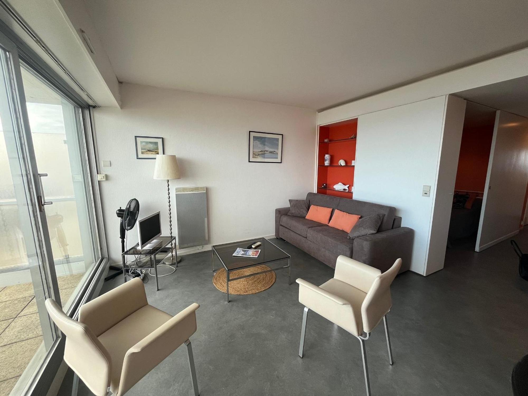 Apartment **appartement T2 Vue En Centre Avec Balcon, Parking Et Wifi A Arcachon** - Fr-1-374-51 *